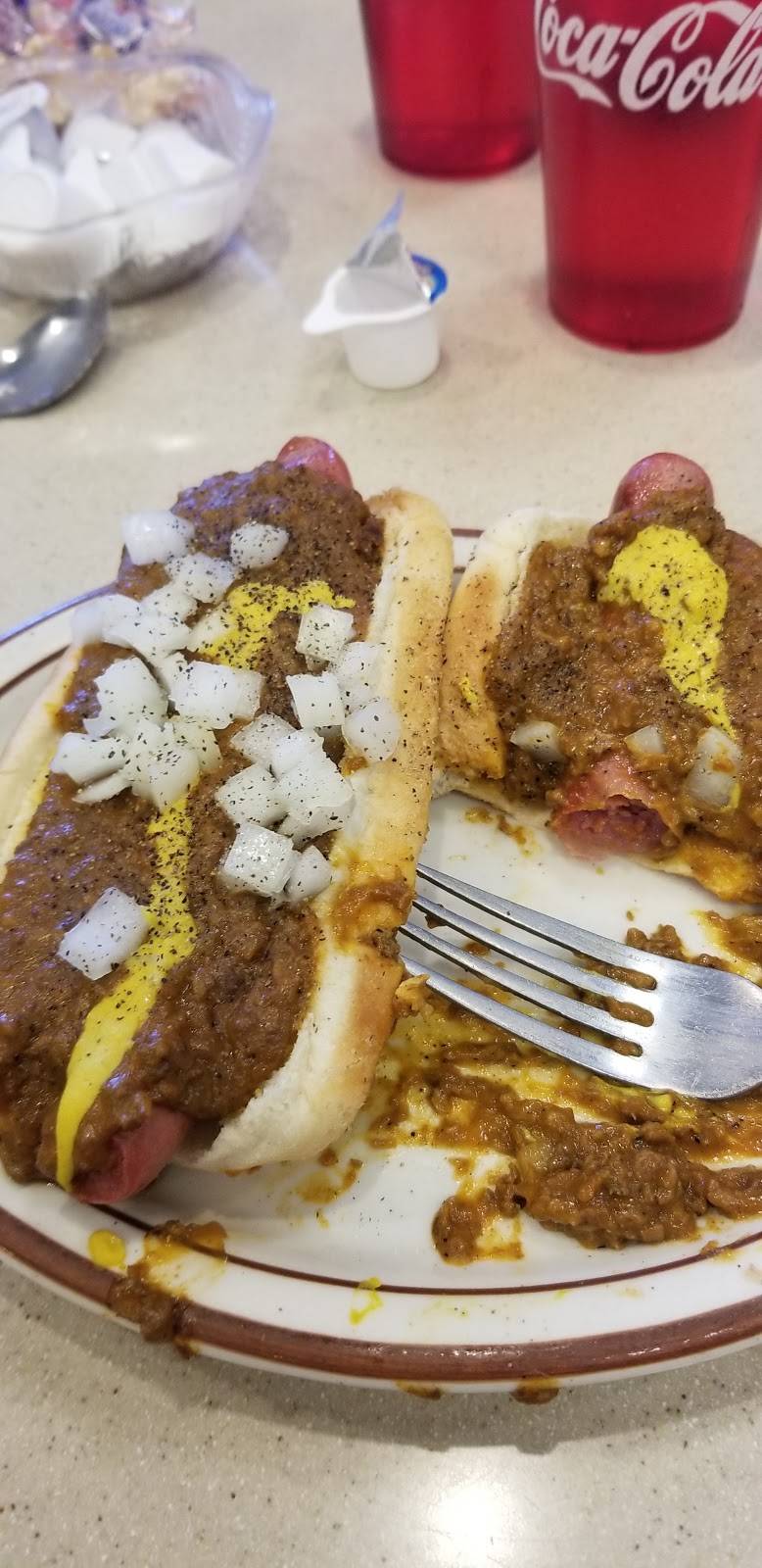 Leos Coney Island | restaurant | 7160 Orchard Lake Rd, West Bloomfield Township, MI 48822, USA | 2486269732 OR +1 248-626-9732