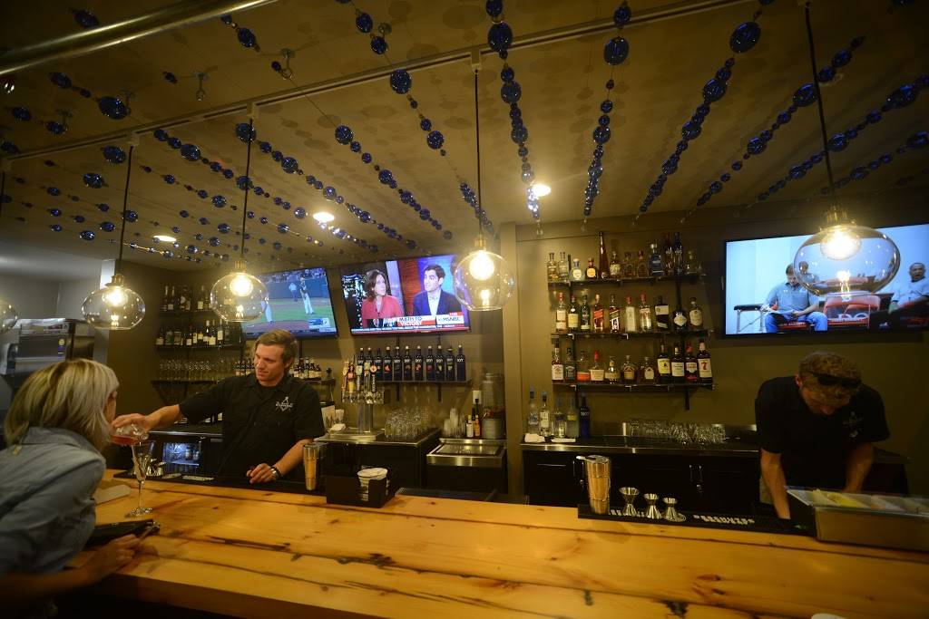 Moseleys Public House | restaurant | 217 E Water St, Sandusky, OH 44870, USA | 8443732223 OR +1 844-373-2223