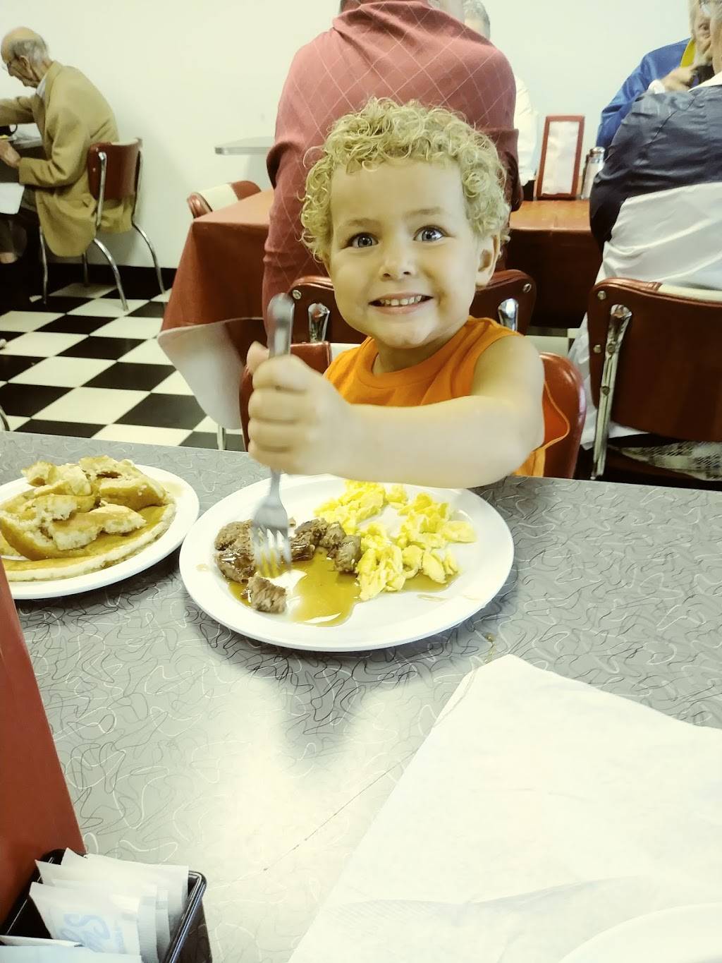 Gateway Grill | restaurant | 11188 Old Saint Charles Rd, St Ann, MO 63074, USA | 3142090400 OR +1 314-209-0400