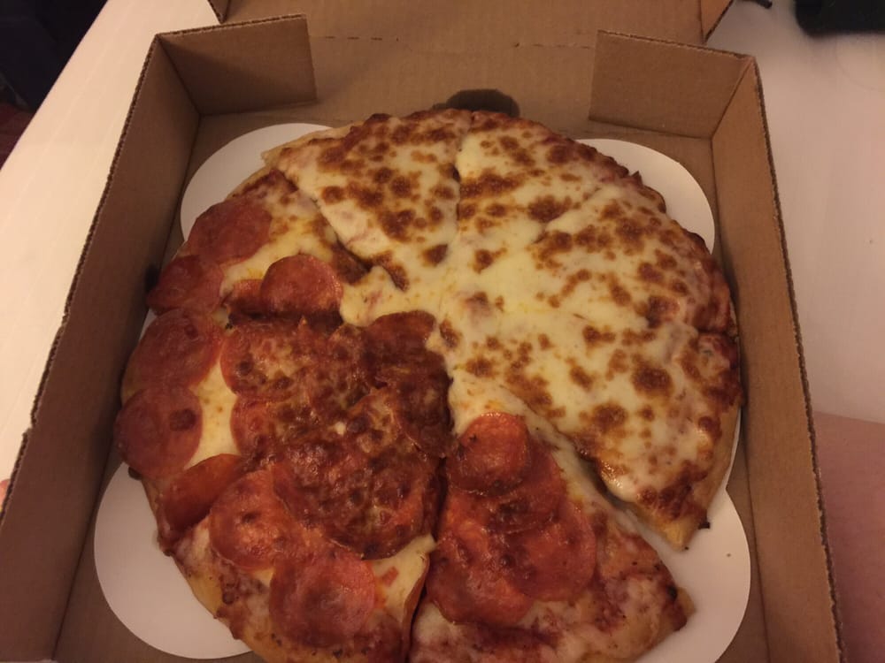 Loggers Pizza & Growlers | restaurant | 1810 NE Stephens St, Roseburg, OR 97471, USA | 5416725234 OR +1 541-672-5234