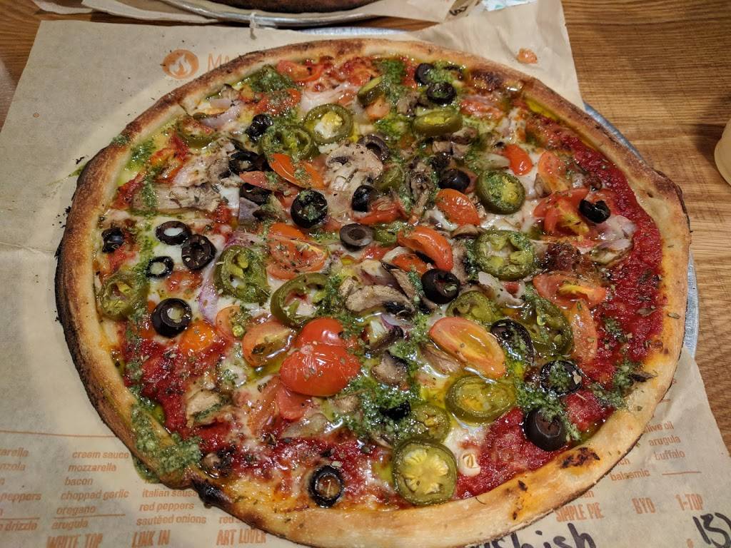 Blaze Pizza | meal takeaway | 8948 J M Keynes Dr Suite 400, Charlotte, NC 28262, USA | 9802174306 OR +1 980-217-4306