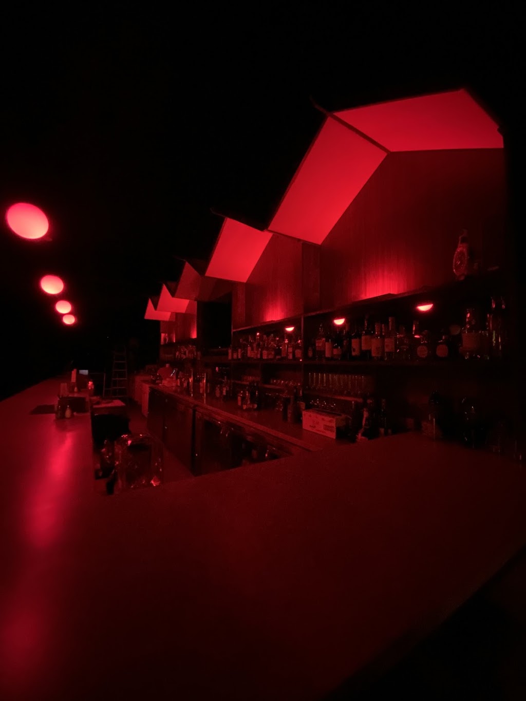 Blind Shot Social Club | restaurant | 177 S Fair Oaks Ave, Madison, WI 53704, USA | 6082305278 OR +1 608-230-5278