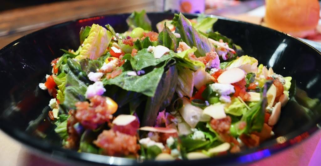 Nancys Bar-B-Q | restaurant | 301 S Pineapple Ave, Sarasota, FL 34237, USA | 9413662271 OR +1 941-366-2271