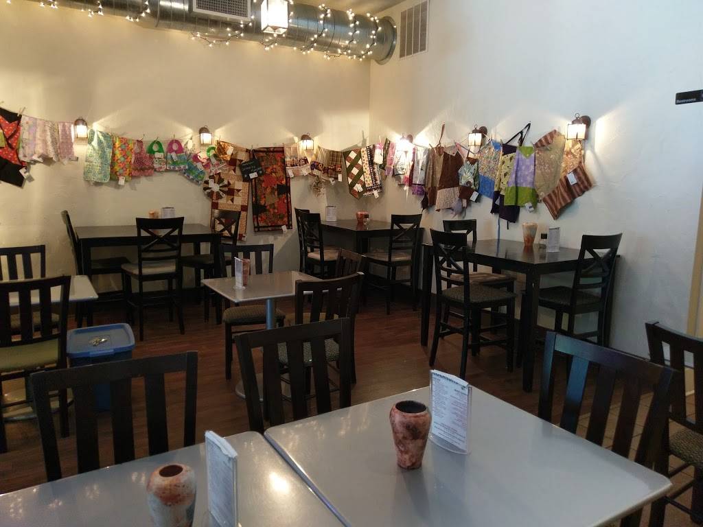 Water House Bistro | bakery | 132 E Lake St, Lake Mills, WI 53551, USA | 9209450660 OR +1 920-945-0660