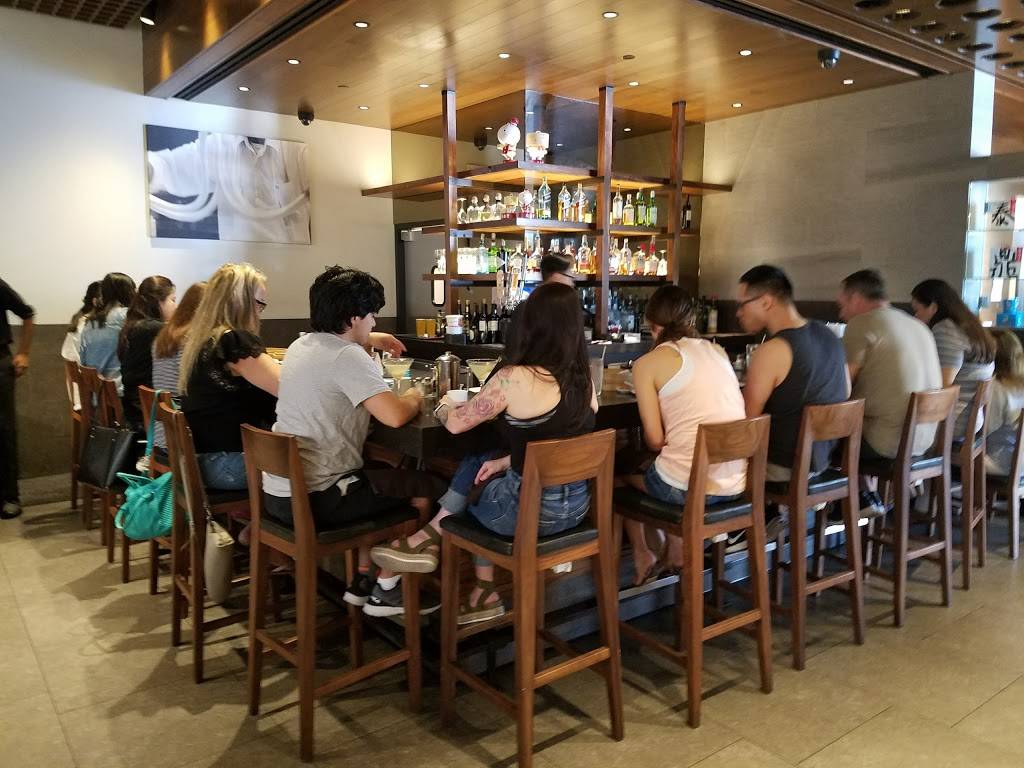 Din Tai Fung | restaurant | 3333 Bristol Street South Coast Plaza, Space 2071 (Upper Level, Costa Mesa, CA 92626, USA | 7145493388 OR +1 714-549-3388