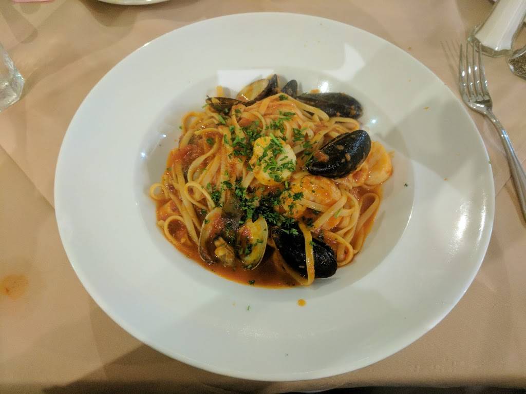 Pinos Cucina | restaurant | 27522 Antonio Pkwy, Mission Viejo, CA 92694, USA | 9493884931 OR +1 949-388-4931