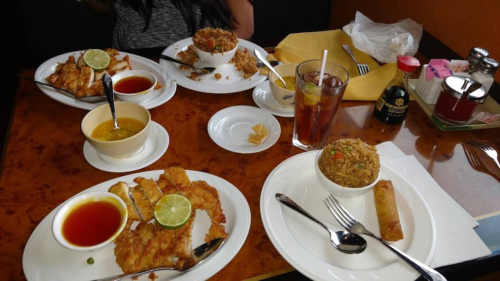 Chins Garden | restaurant | 16535 Huebner Rd #118, San Antonio, TX 78248, USA | 2104927117 OR +1 210-492-7117