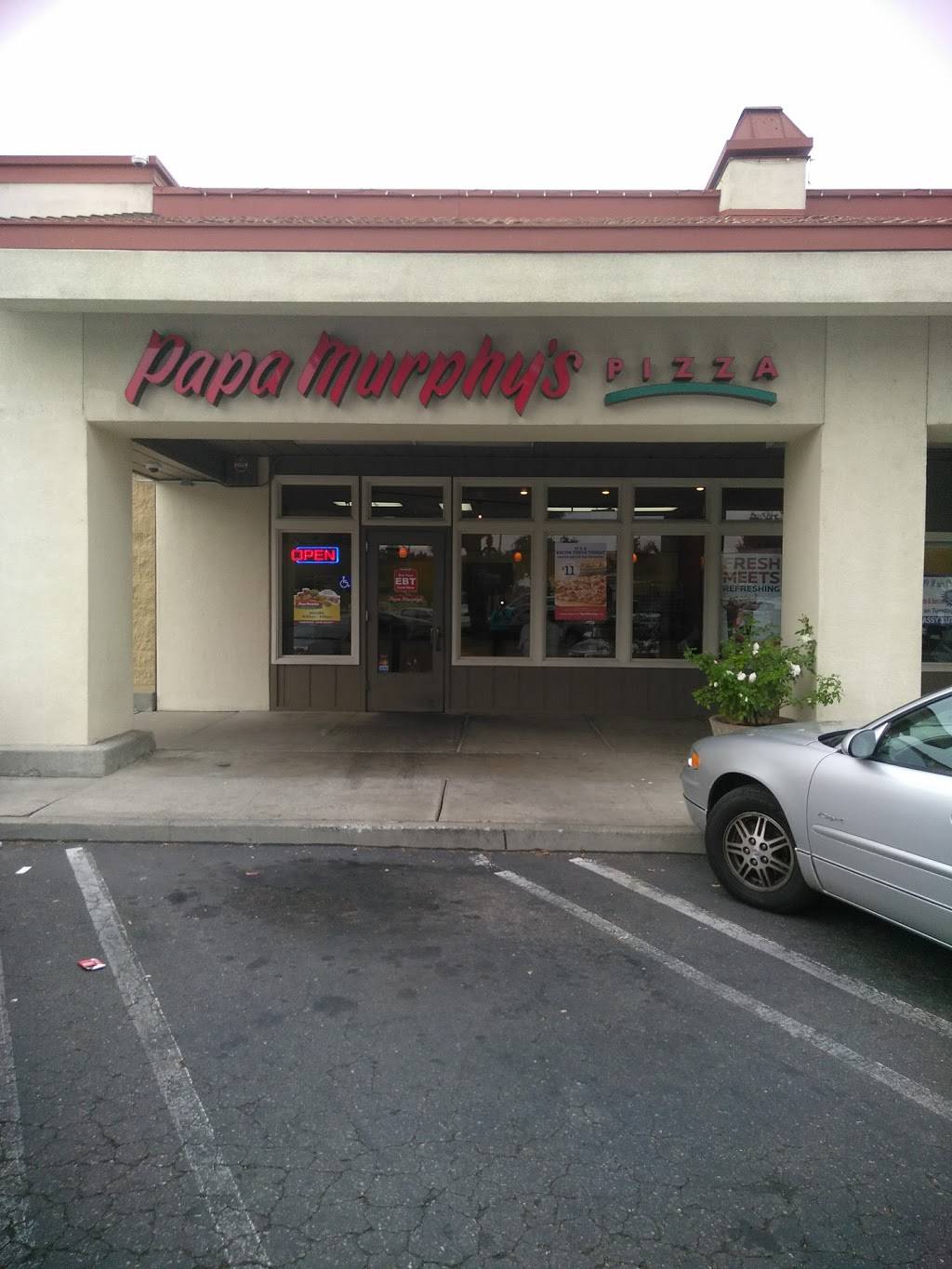 Papa Murphys Take N Bake Pizza | meal takeaway | 2601 Oakdale Rd suite f, Modesto, CA 95355, USA | 2095237272 OR +1 209-523-7272