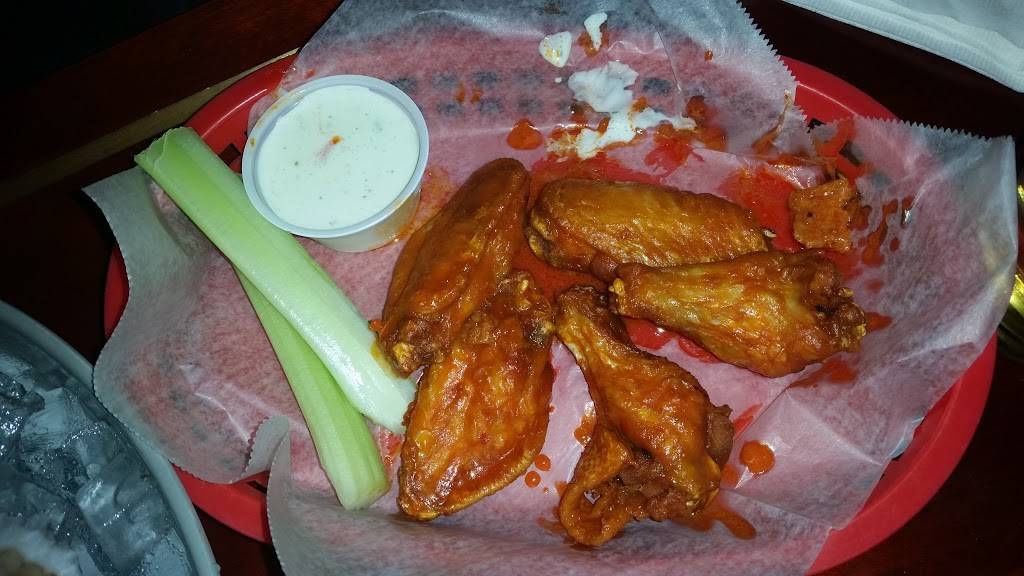 Courtyard Oyster Bar & Grill | restaurant | 1187 1st St N, Alabaster, AL 35007, USA | 2056639667 OR +1 205-663-9667