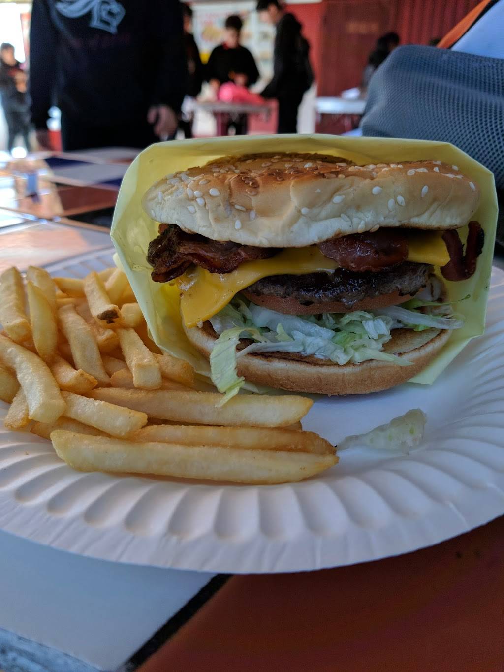 El Indio | meal takeaway | 13403 Van Nuys Blvd, Pacoima, CA 91331, USA | 8182387563 OR +1 818-238-7563