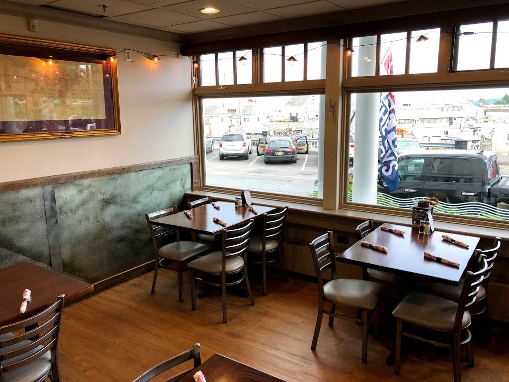 Tavern on the Wharf | restaurant | 6 Town Wharf, Plymouth, MA 02360, USA | 5089274961 OR +1 508-927-4961