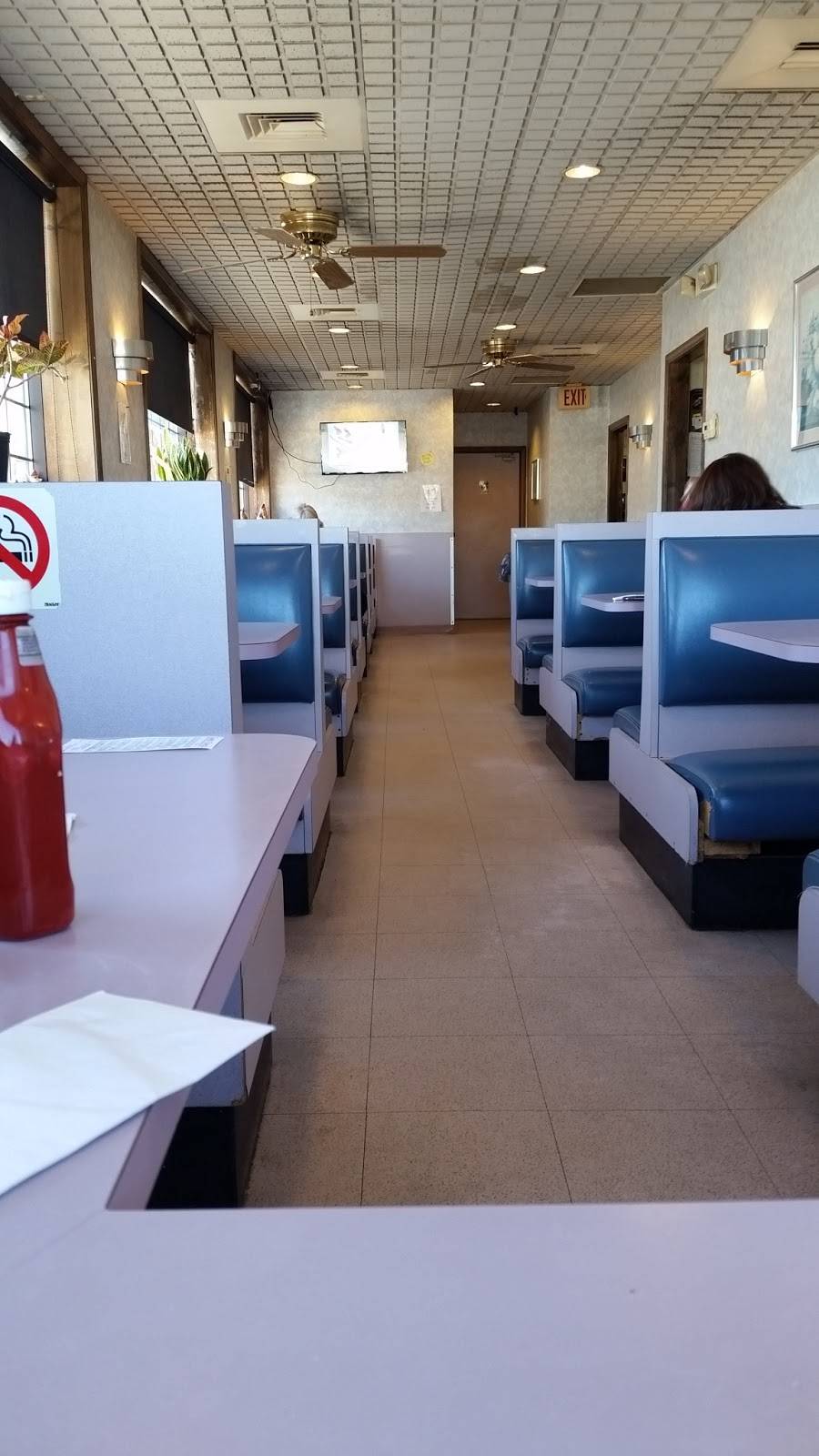 Mr. Chicken | restaurant | 26601 Plymouth Rd, Redford Charter Twp, MI 48239, USA | 3139379404 OR +1 313-937-9404