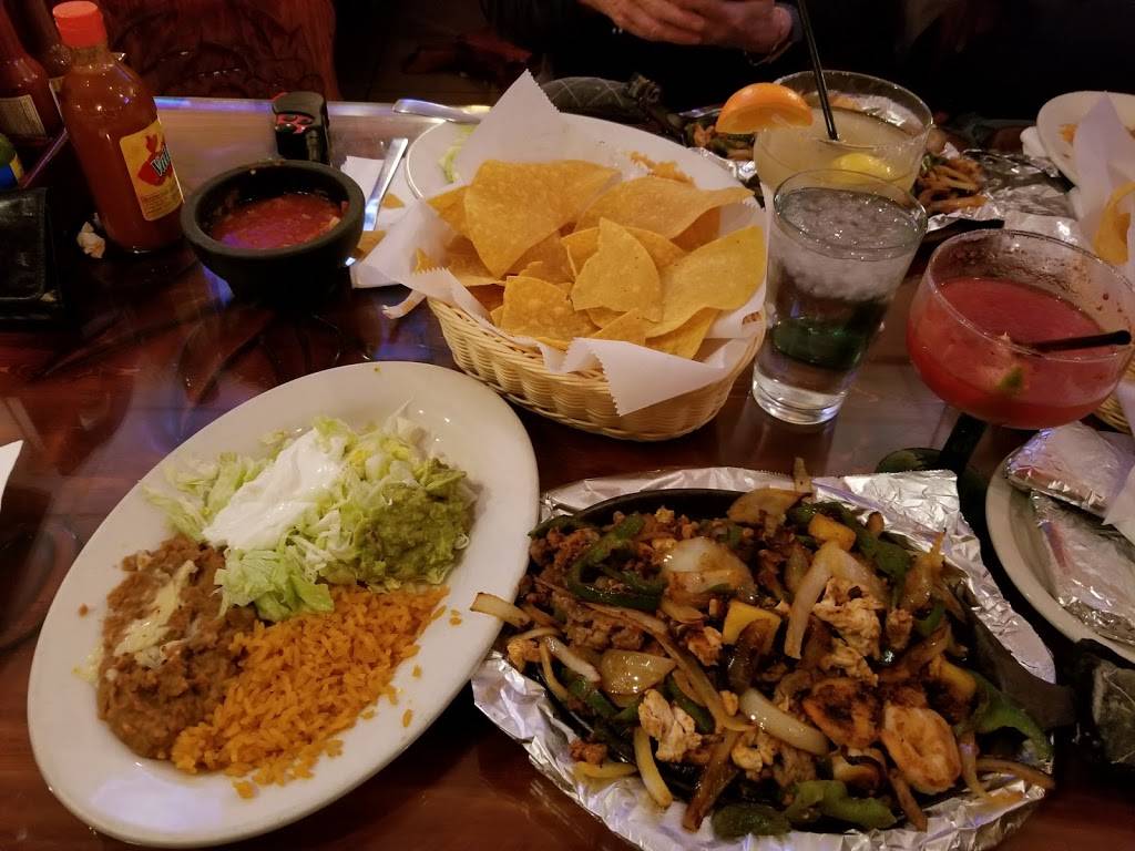 Titos Mexican Grill | restaurant | 3333 Manchester Rd, Akron, OH 44319, USA | 3306445575 OR +1 330-644-5575