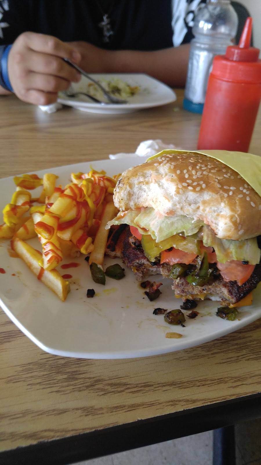 Jessica Restaurant | restaurant | 5285 S Portola Ave, Del Rey, CA 93616, USA | 5598882025 OR +1 559-888-2025