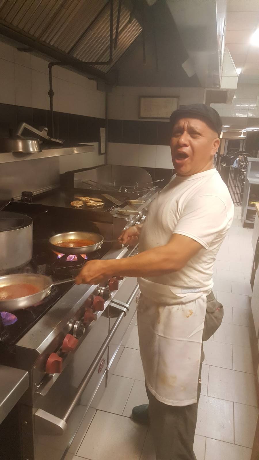 Aurora Pizza | restaurant | 7624 17th Ave, Brooklyn, NY 11214, USA | 7182595260 OR +1 718-259-5260