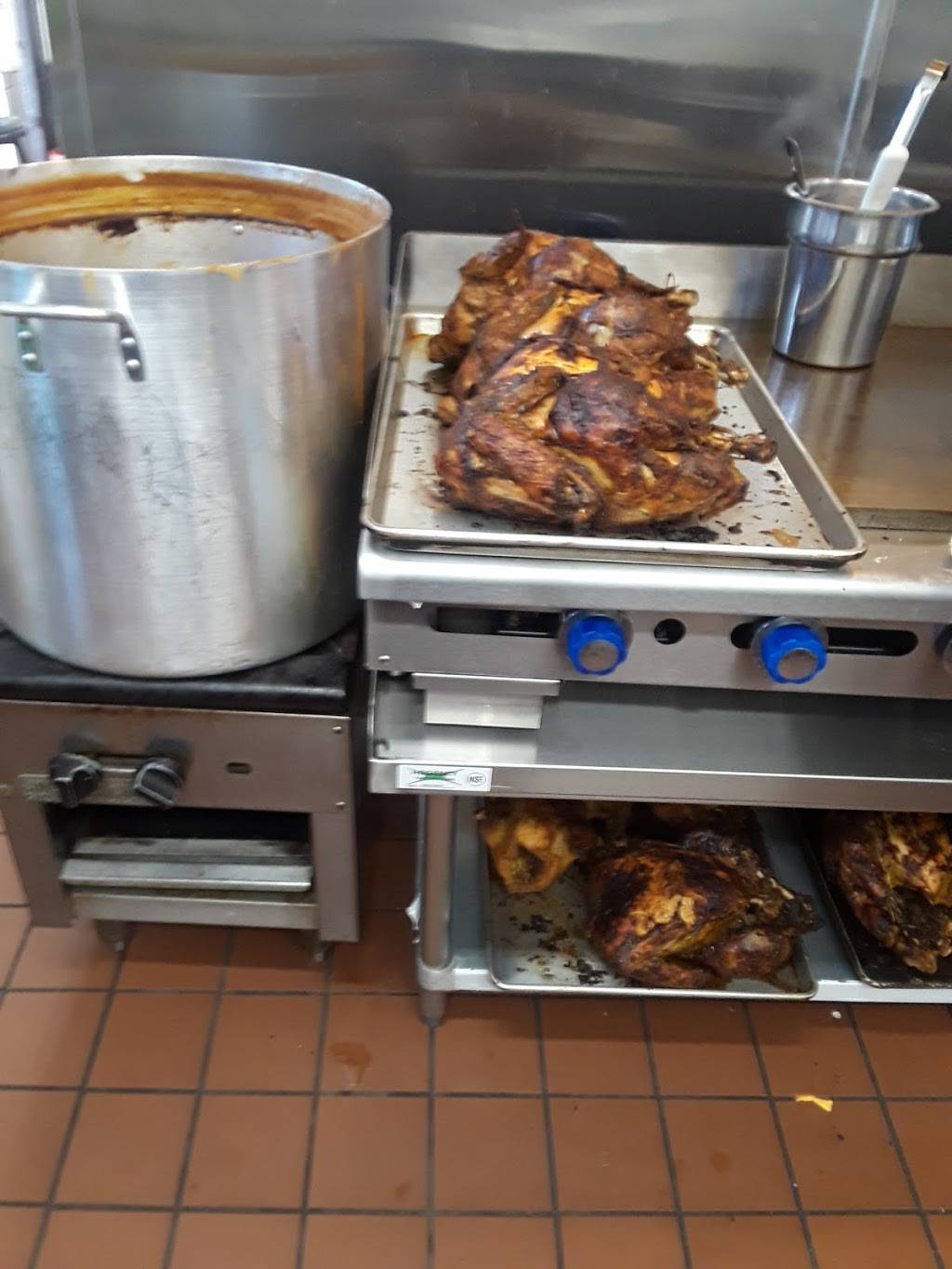 La Usuluteca 2 | restaurant | 4624 W Adams Blvd, Los Angeles, CA 90016, USA | 3238403494 OR +1 323-840-3494