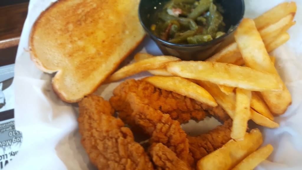 Moonswiners Bar-B-Q | meal takeaway | 3900 Okeechobee Rd, Fort Pierce, FL 34947, USA | 7724646766 OR +1 772-464-6766