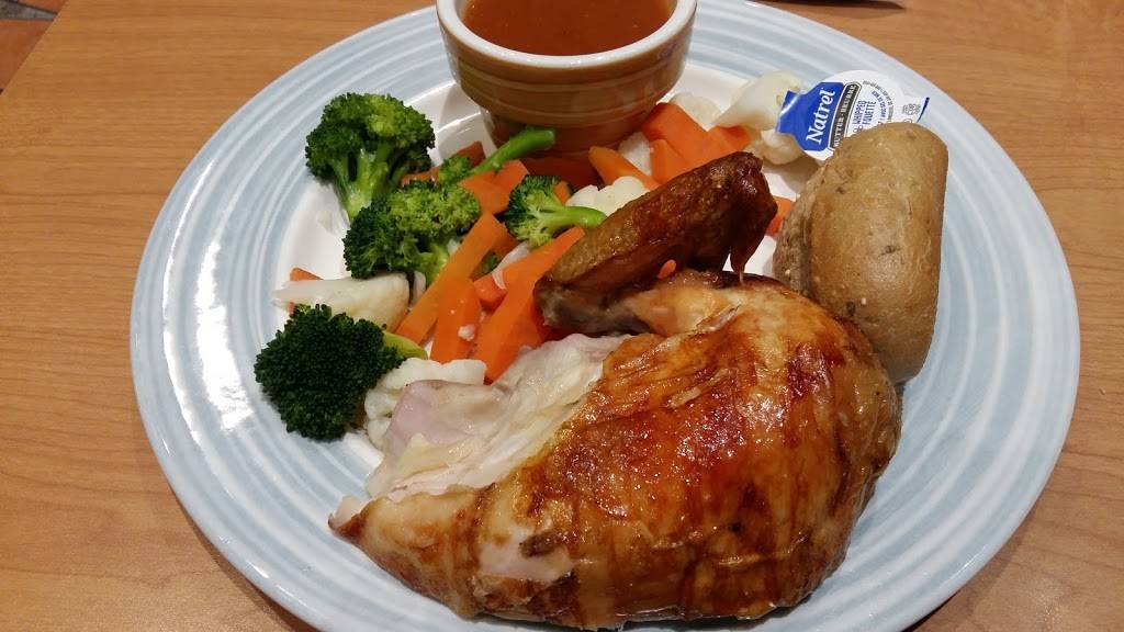 Swiss Chalet | restaurant | 949 Eglinton Ave W, York, ON M6C 2C3, Canada | 4167832345 OR +1 416-783-2345