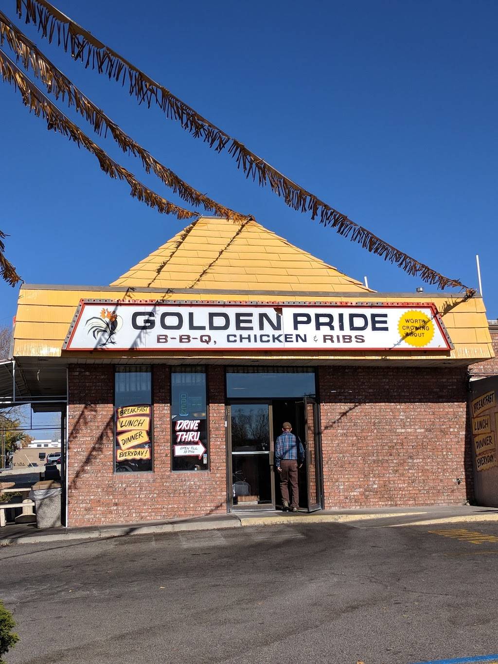 Golden Pride | restaurant | 3720 Juan Tabo Blvd NE, Albuquerque, NM 87111, USA | 5052945767 OR +1 505-294-5767