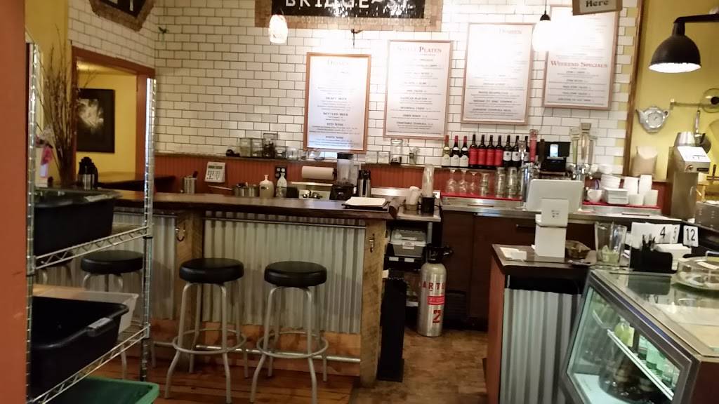 Hearty Eats | restaurant | 24 Bridge St, Shelburne Falls, MA 01370, USA | 4136256460 OR +1 413-625-6460