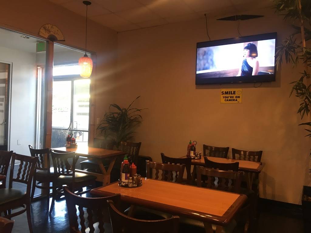 KTown Pho | restaurant | 974 S Western Ave, Los Angeles, CA 90006, USA | 3236434772 OR +1 323-643-4772