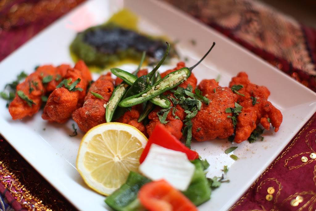 Taj Indian Cuisine | restaurant | 3009 Carling Ave, Ottawa, ON K2B 7Y6, Canada | 6137266955 OR +1 613-726-6955