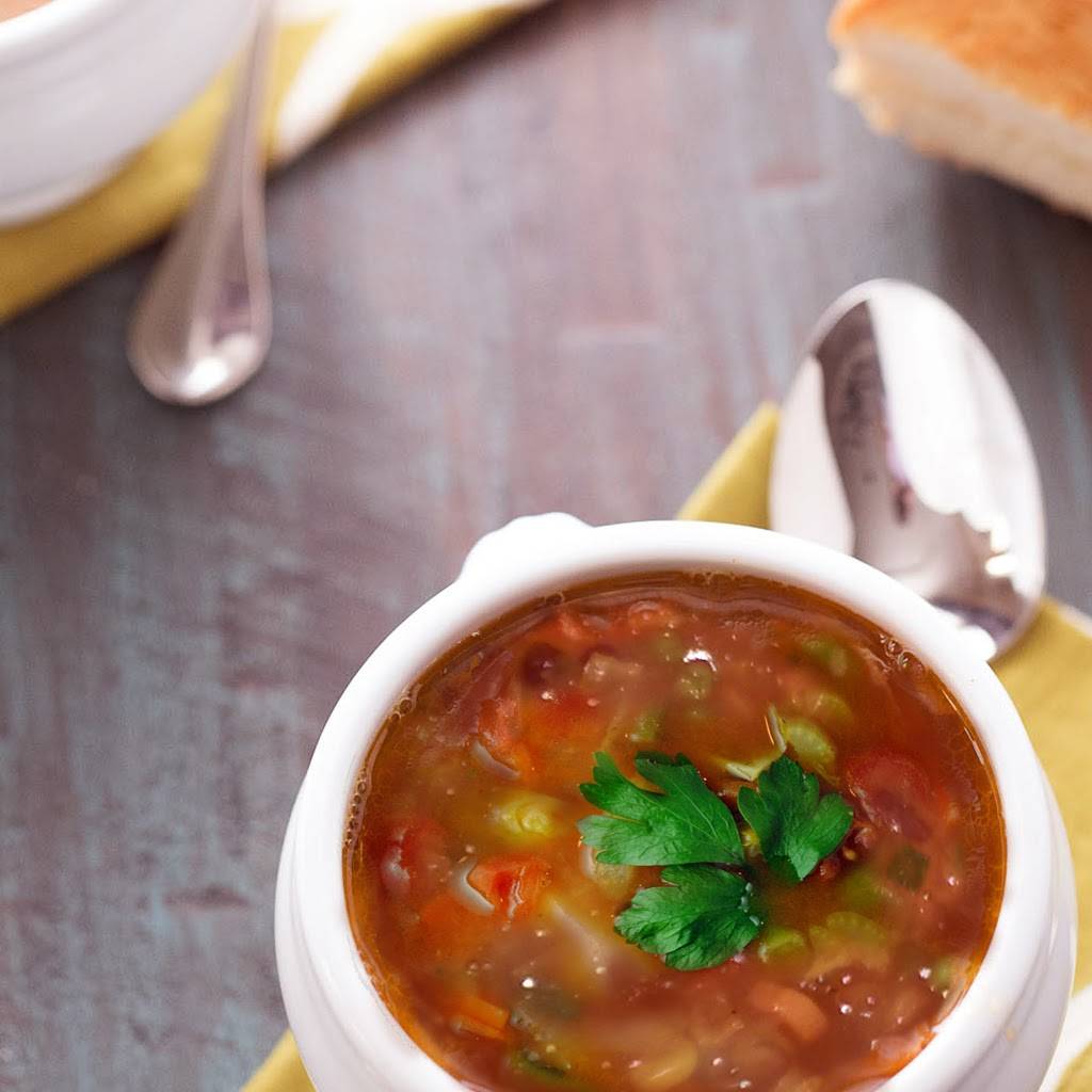 FengFit Foods | restaurant | 31200 Pinetree Rd, Cleveland, OH 44124, USA | 21683170075 OR +1 216-831-7007 ext. 5