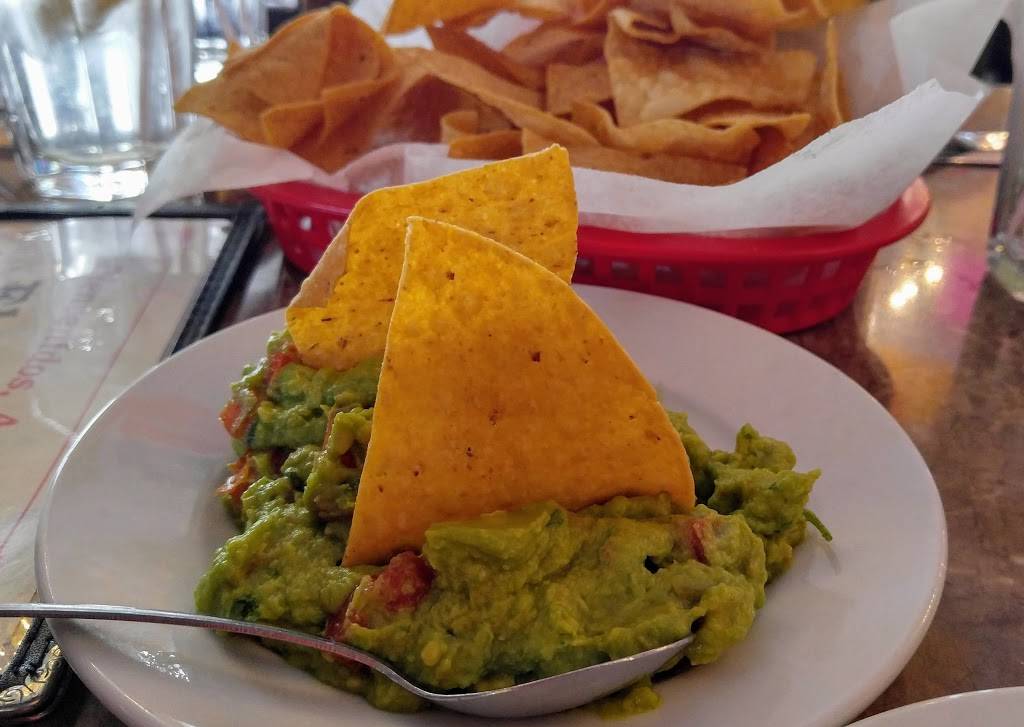 El Barrio Restaurant | restaurant | 1122 N Diamond Lake Rd, Mundelein, IL 60060, USA | 8475660475 OR +1 847-566-0475