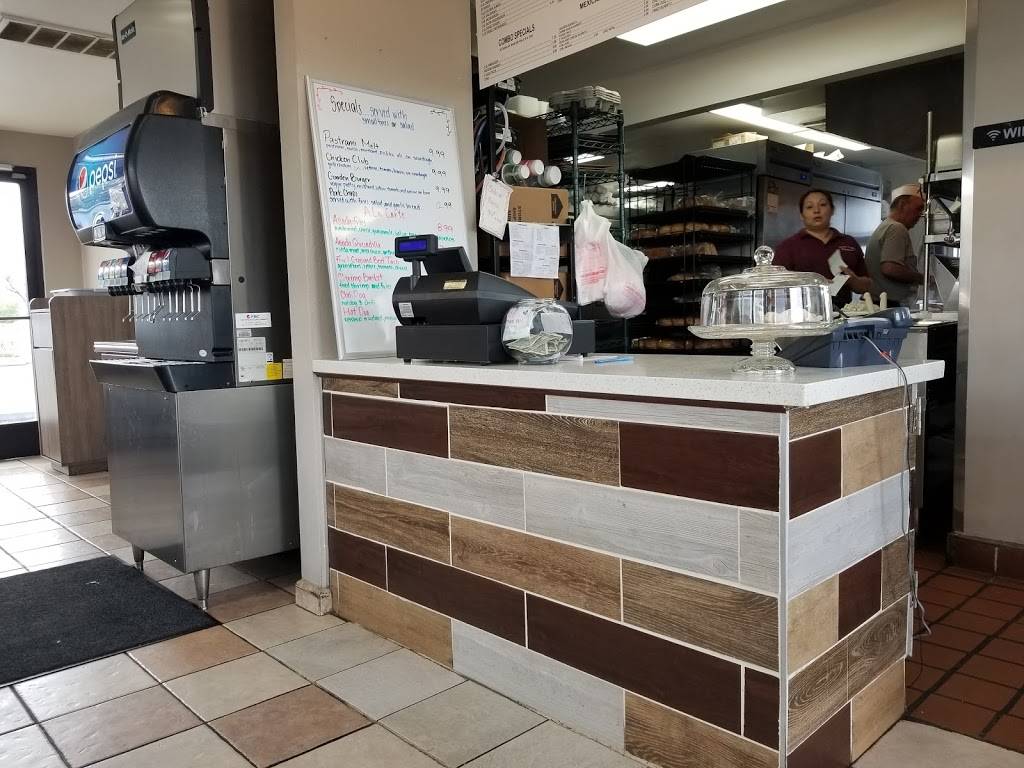 Super Toms Burgers | restaurant | 9531 Rosedale Hwy, Bakersfield, CA 93312, USA | 6615880005 OR +1 661-588-0005