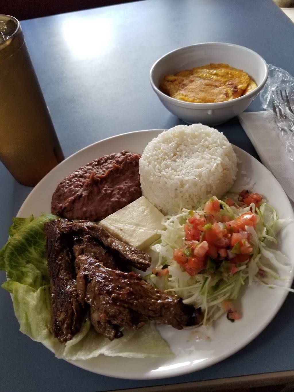 La Casa de Las Baleadas | restaurant | 100 SW 17th Ave, Miami, FL 33135, USA | 3056408581 OR +1 305-640-8581