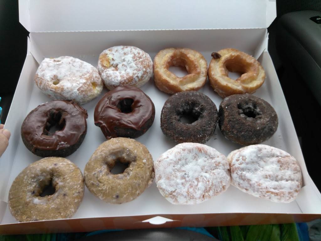 Dunkin | bakery | 3336 Del Prado Blvd S, Cape Coral, FL 33904, USA | 2395497656 OR +1 239-549-7656