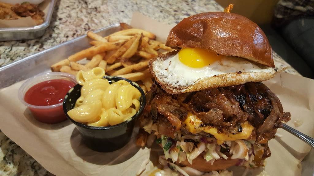 Alondra Hot Wings | restaurant | 515 W Main St, Alhambra, CA 91801, USA | 6265767119 OR +1 626-576-7119