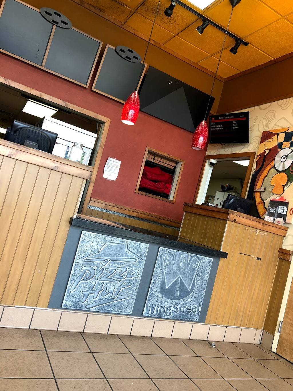 Pizza Hut | restaurant | 1241 N Loop 336 W, Conroe, TX 77301, USA | 9367561818 OR +1 936-756-1818