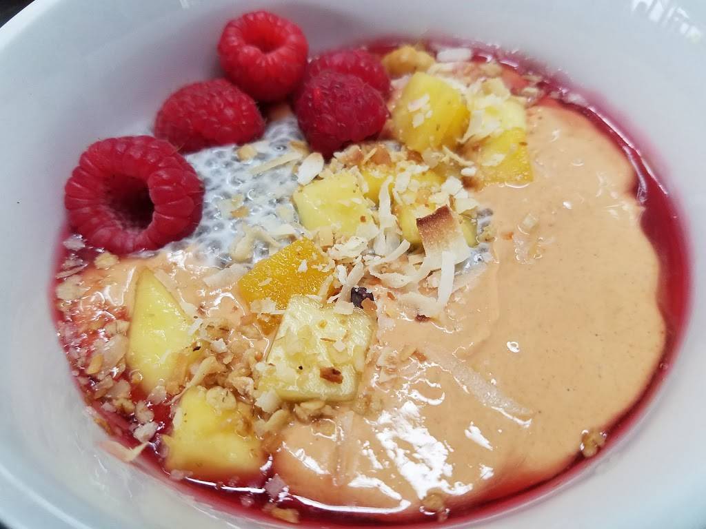 Public House | restaurant | 241 W Nine Mile Rd, Ferndale, MI 48220, USA | 2488507420 OR +1 248-850-7420