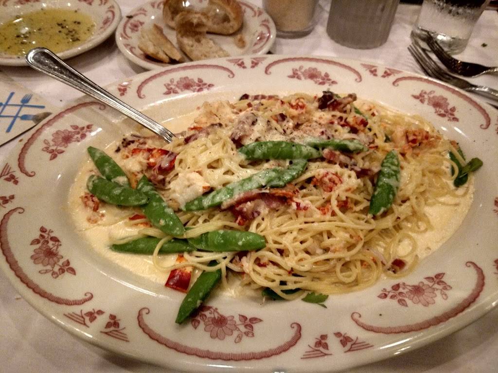Maggianos Little Italy | restaurant | The Shops at Willow Bend, 6001 W Park Blvd, Plano, TX 75093, USA | 9727810776 OR +1 972-781-0776