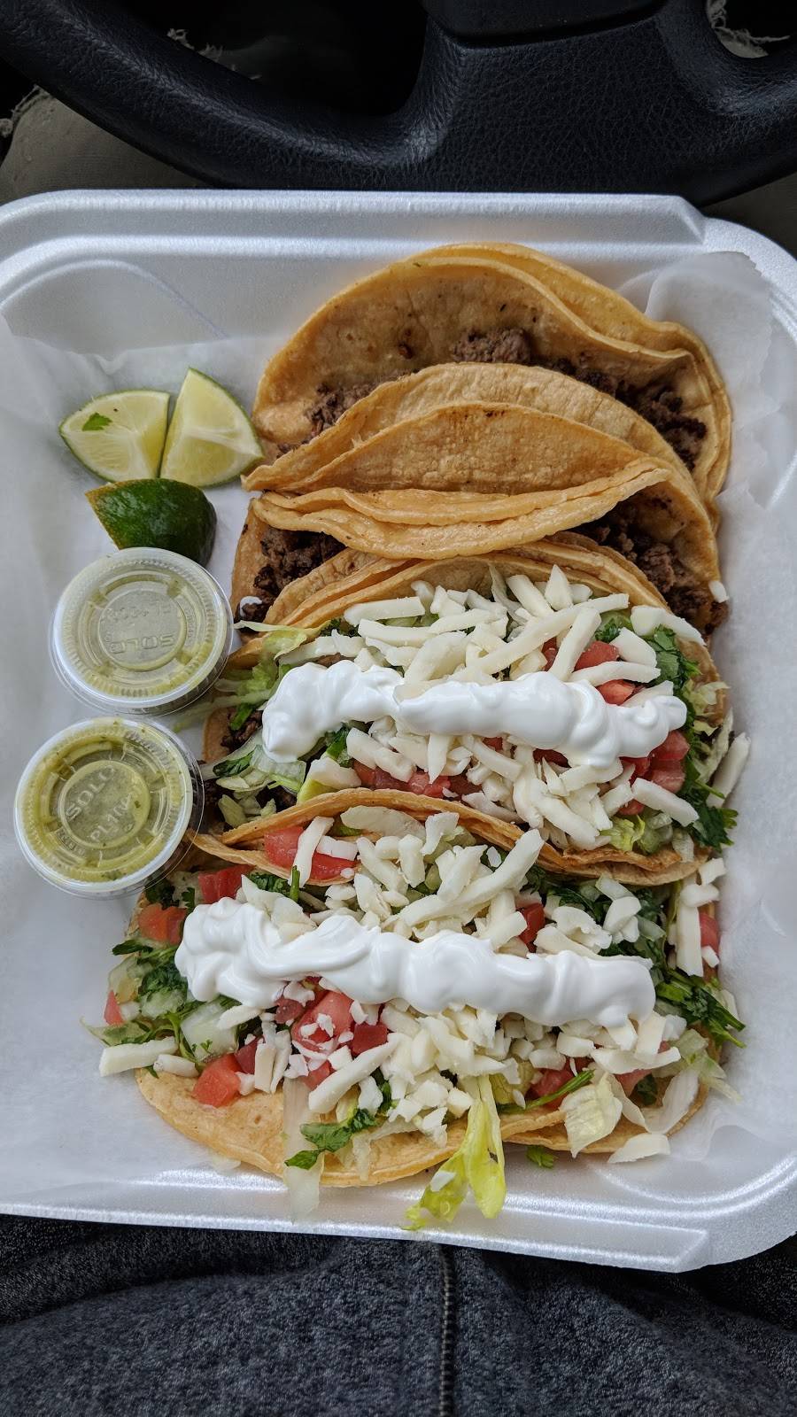 Fantastico Grill | restaurant | 9S738 IL-47, Sugar Grove, IL 60554, USA | 6305423711 OR +1 630-542-3711