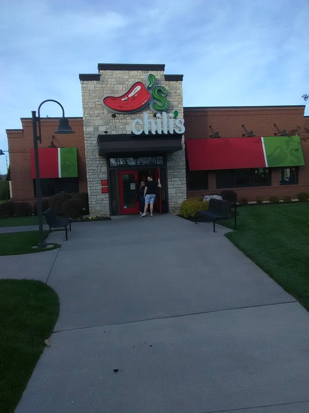 Chilis Grill & Bar | meal takeaway | 3040 Franklin Terrace, Johnson City, TN 37604, USA | 4232834229 OR +1 423-283-4229