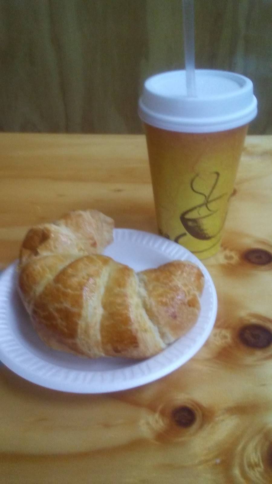 Rego Park Deli and Pastry | bakery | 97-34 63rd Rd, Rego Park, NY 11374, USA | 7189970957 OR +1 718-997-0957