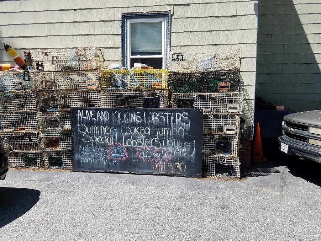 Alive & Kicking Lobsters | restaurant | 269 Putnam Ave, Cambridge, MA 02139, USA | 6178760451 OR +1 617-876-0451
