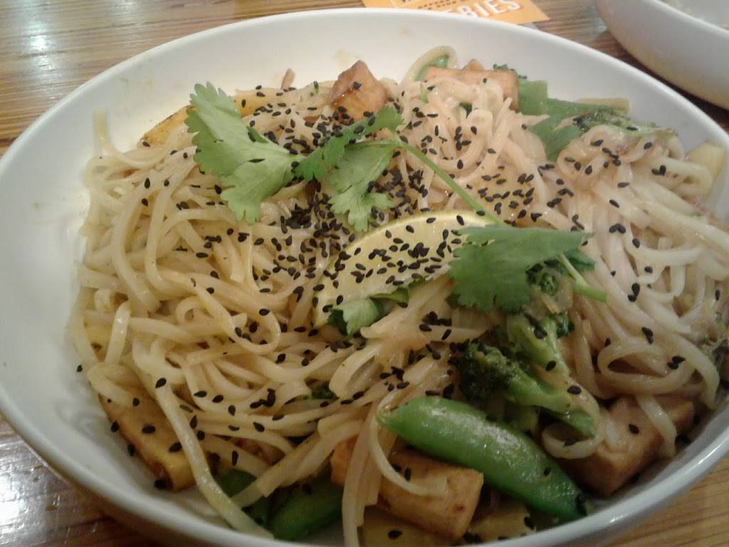 Noodles and Company | restaurant | 1001 75th St At, Lemont Rd, Woodridge, IL 60517, USA | 6304271980 OR +1 630-427-1980