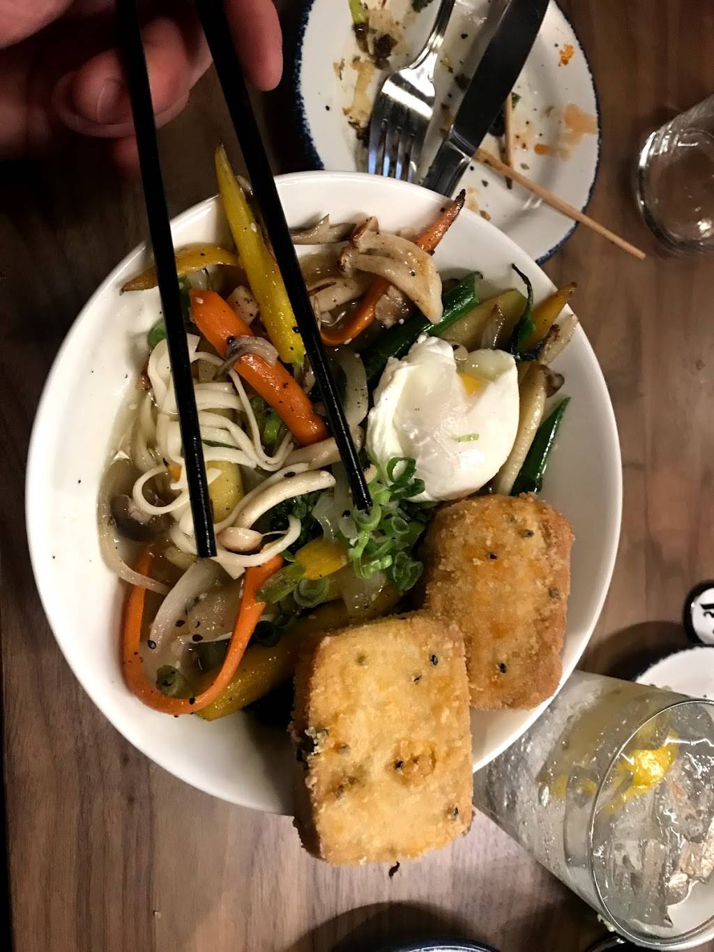 The Friesian Gastro Pub | restaurant | 720 Michigan St NE, Grand Rapids, MI 49503, USA | 6168253001 OR +1 616-825-3001