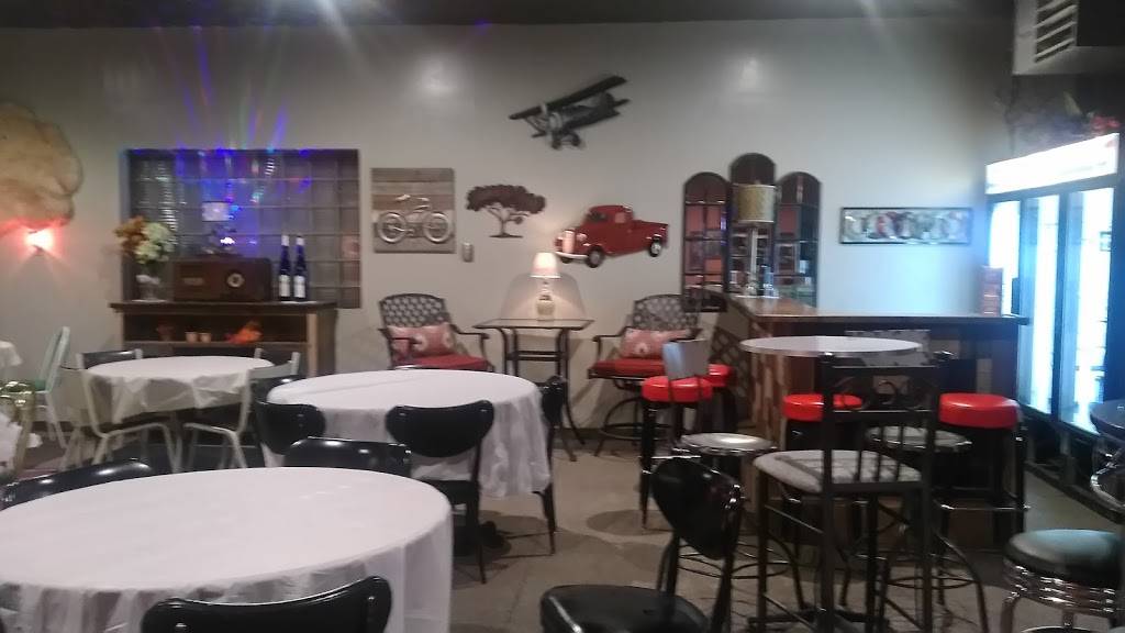 KnuckleHeads Bar & Grill in Badger | restaurant | 121 1st Ave SE, Badger, IA 50516, USA | 5155454711 OR +1 515-545-4711