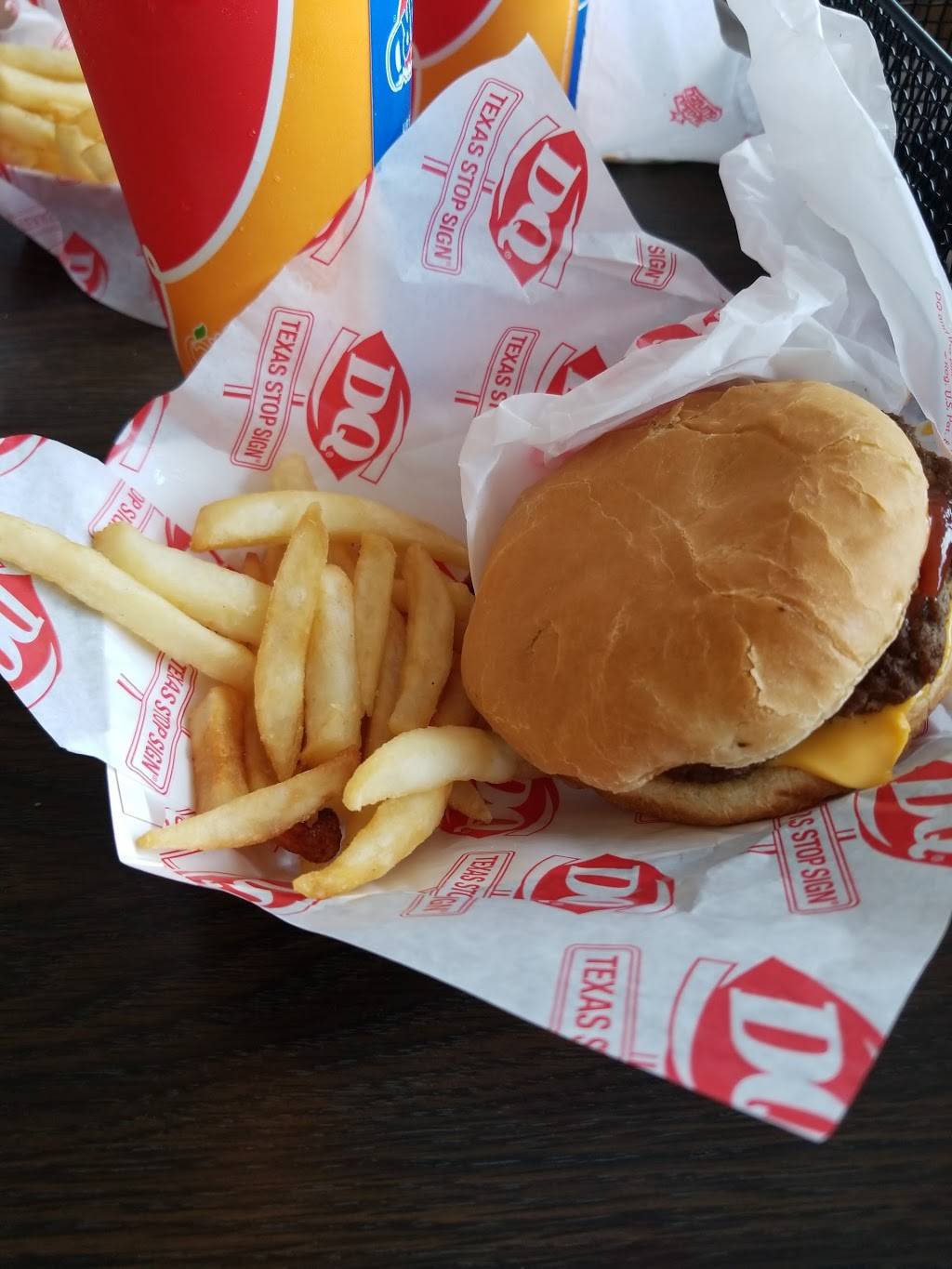 Dairy Queen Store | restaurant | 706 E Washington Ave, Navasota, TX 77868, USA | 9368257827 OR +1 936-825-7827
