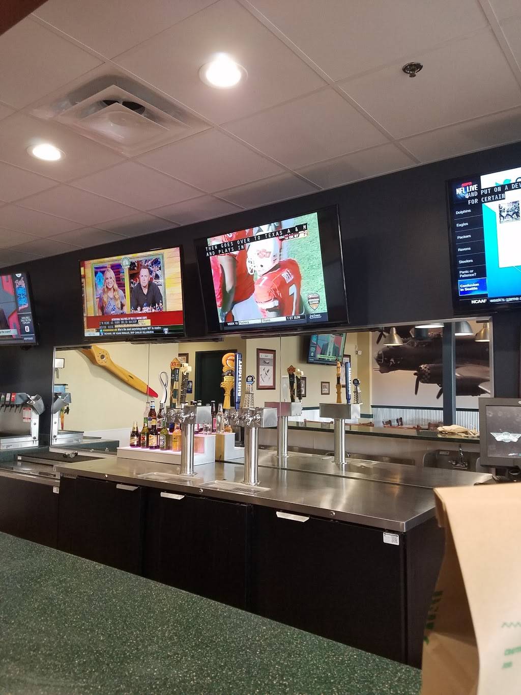 Wingstop | restaurant | 502 Embassy Oaks Ste 126, San Antonio, TX 78216, USA | 2104994647 OR +1 210-499-4647