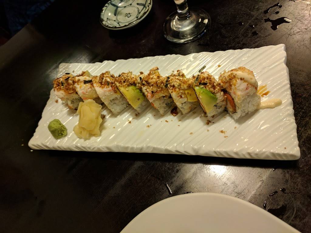 Sushi Castle Japanese Fusion | restaurant | 729 Barranca Drive, Castle Rock, CO 80104, USA | 3036632752 OR +1 303-663-2752