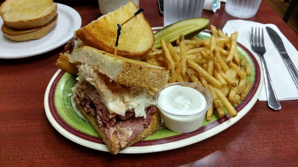 StateSide Deli & Restaurant Okemos | restaurant | 3552 Meridian Crossings, Okemos, MI 48864, USA | 5178531100 OR +1 517-853-1100