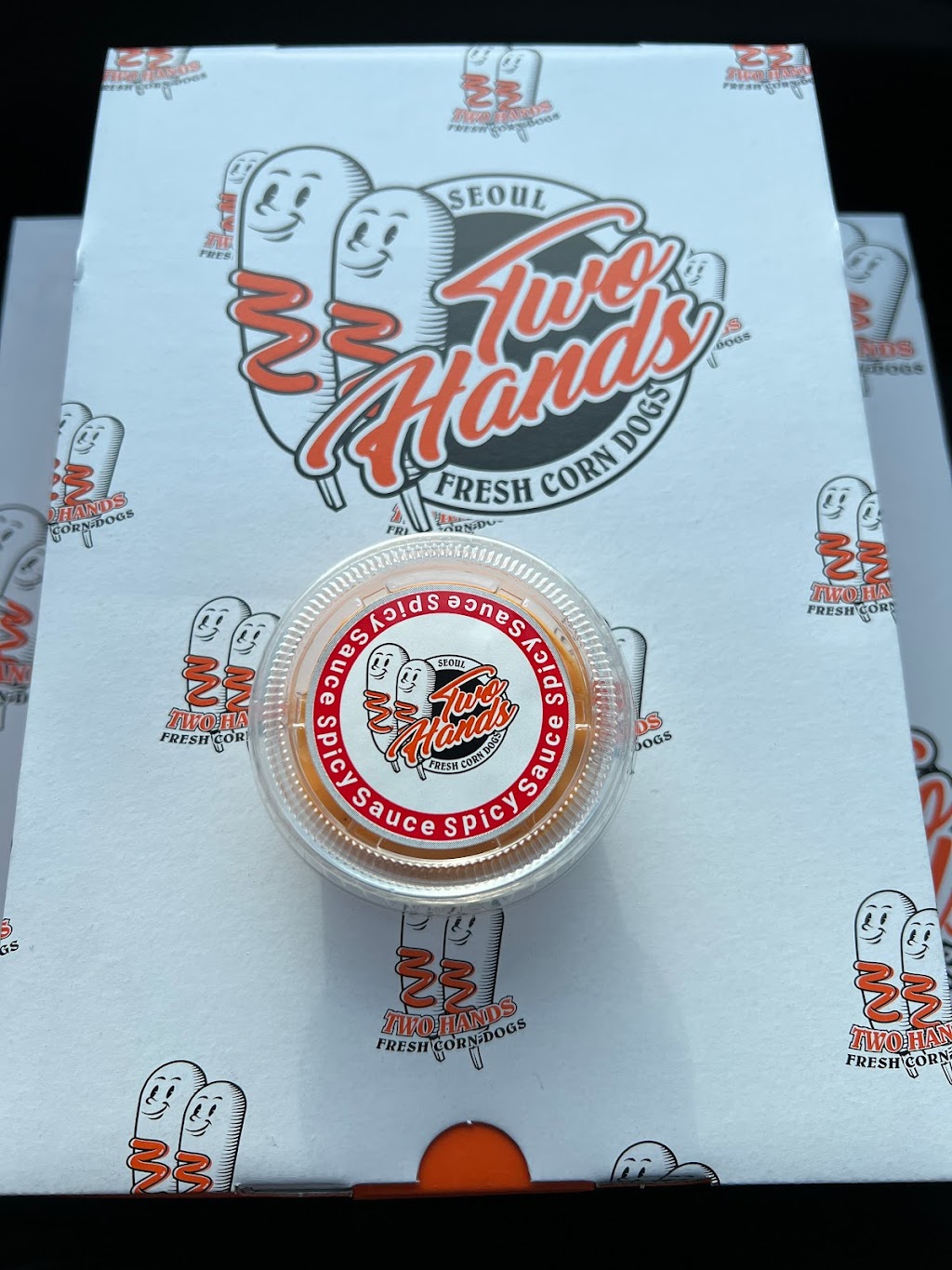 Two Hands Corn Dogs | restaurant | 530 E Hunt Hwy #107, San Tan Valley, AZ 85143, USA | 4807958182 OR +1 480-795-8182