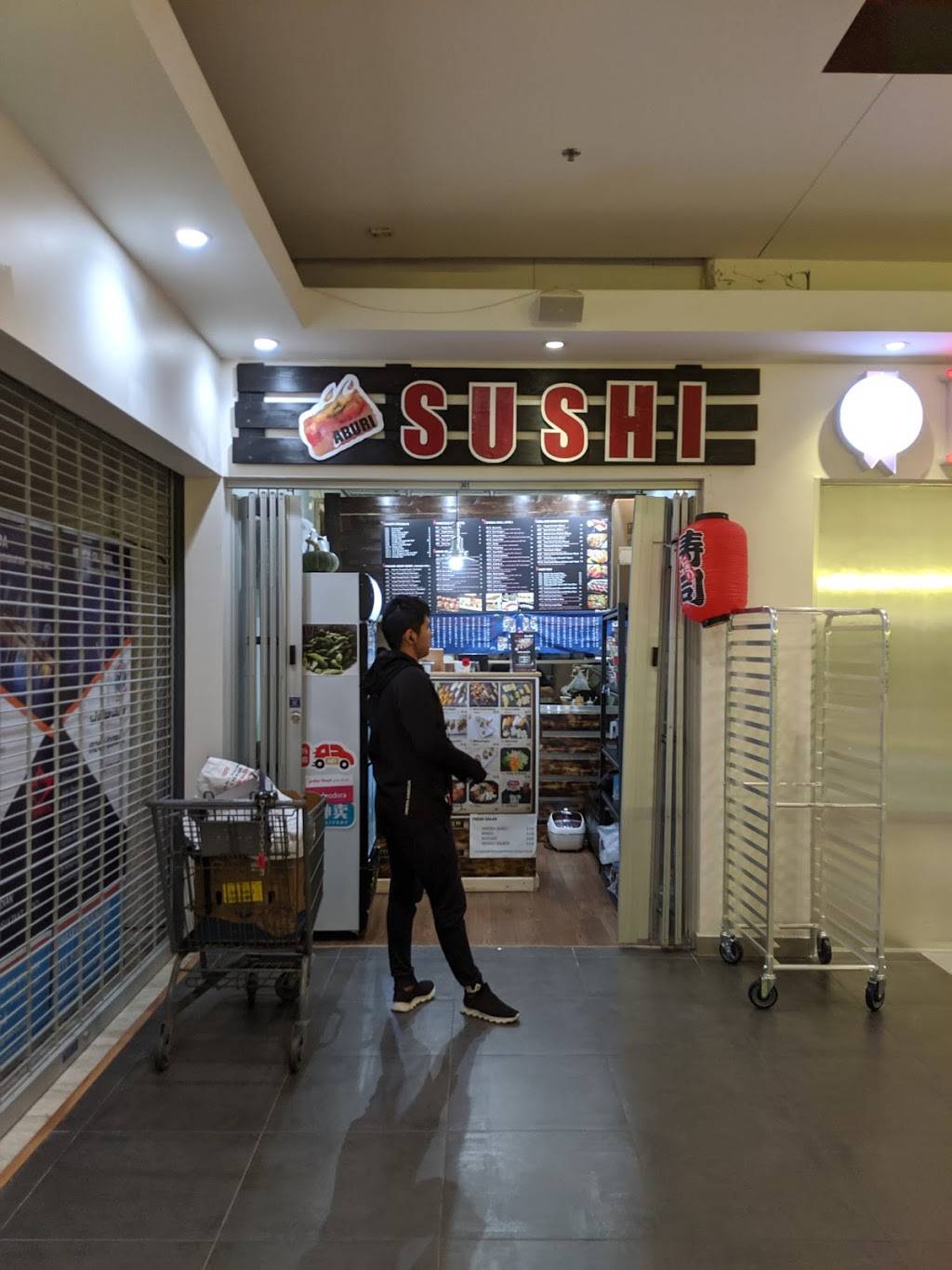 Aburi Sushi | restaurant | 301-7181 Yonge St, Vaughan, ON L3T 0C7, Canada | 6478883632 OR +1 647-888-3632