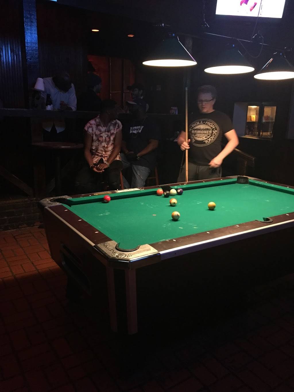 JRs Bar & Grill | night club | 808 Pacific St, Houston, TX 77006, USA | 7135212519 OR +1 713-521-2519