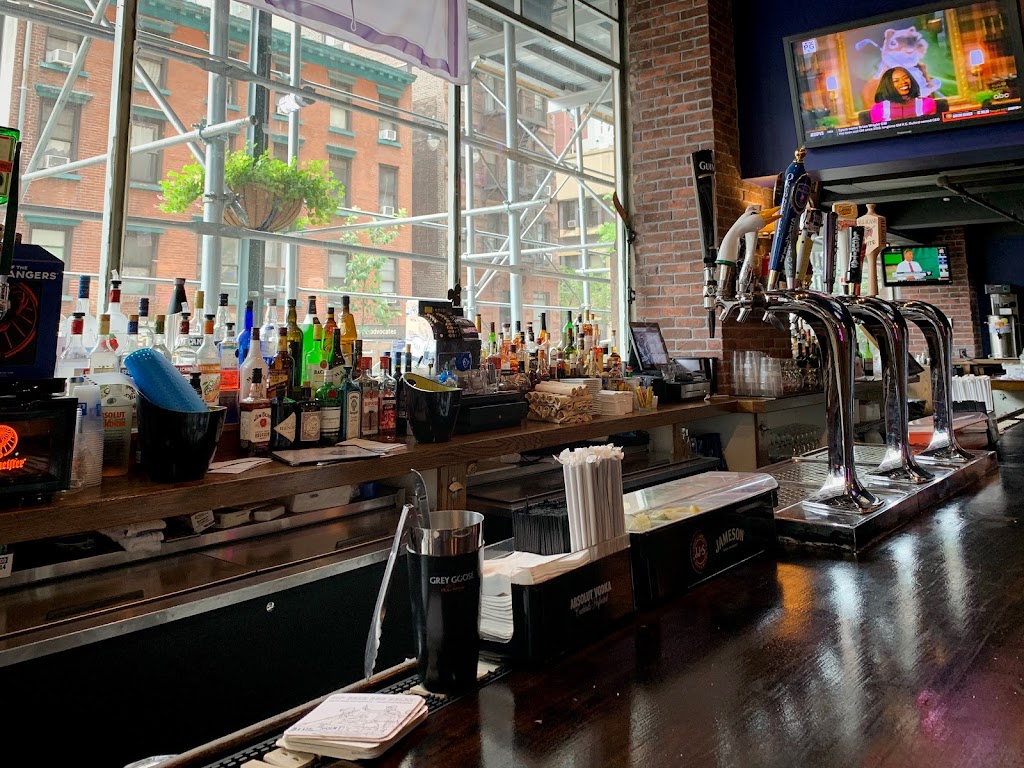 Hudson Station | restaurant | 440 9th Ave, New York, NY 10001, USA | 2122444406 OR +1 212-244-4406